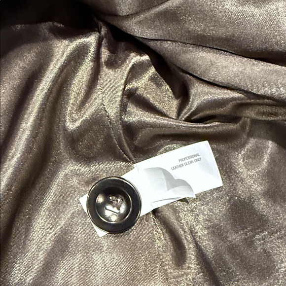 Old Navy Jacket real leather color distressed coffee Latte size Small - Picture 2 of 11